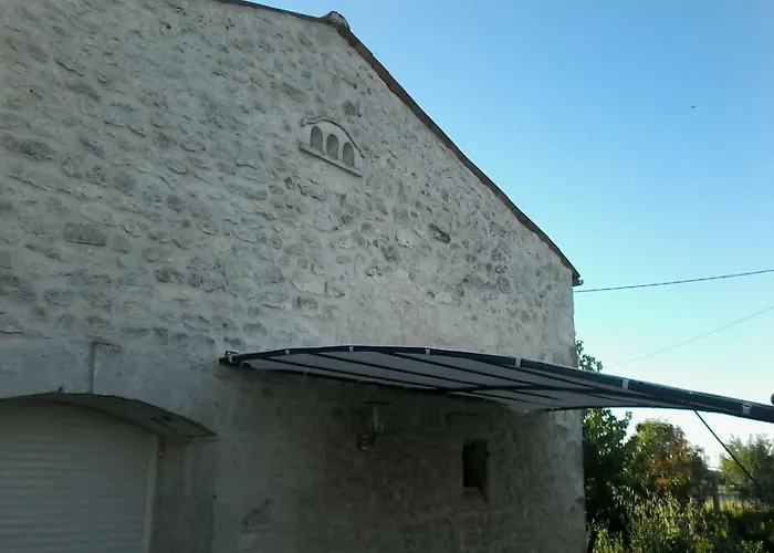 Gite Climatise *** Le Pigeonnier